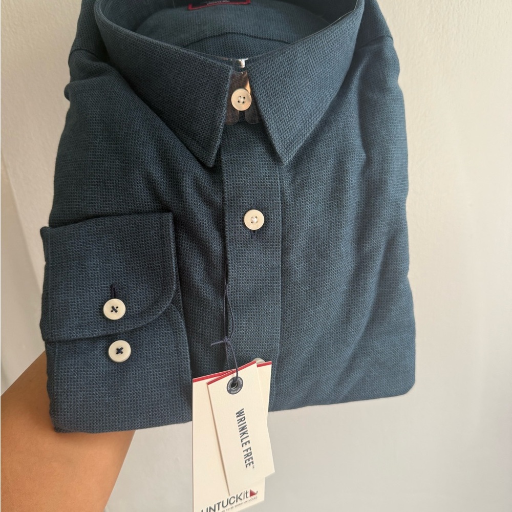 UNTUCKit Blue Casual Button Down Shirt with Textured Finish - Picture 2 of 4